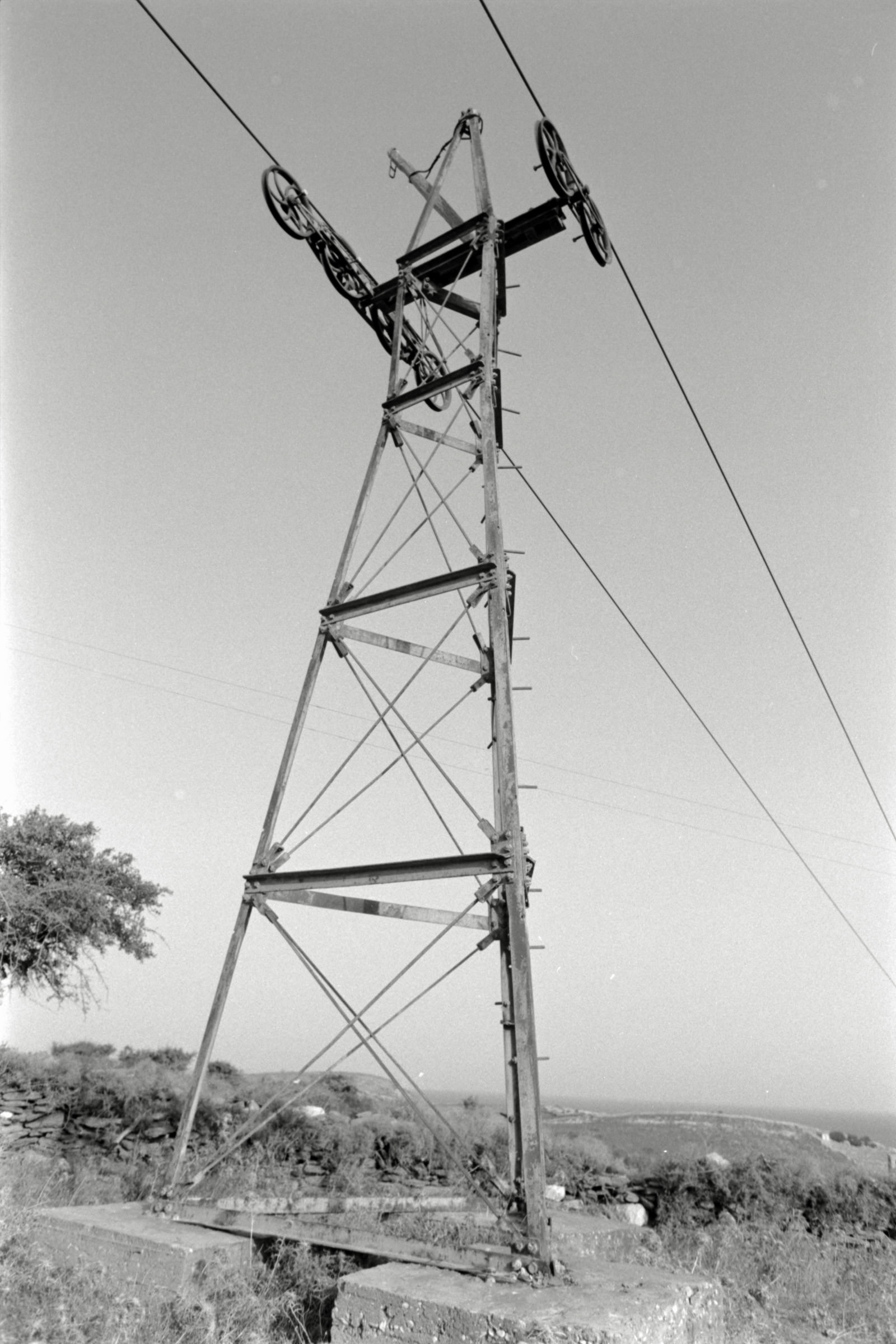 AHP F1991 09 006 sc250507 img30 NLP